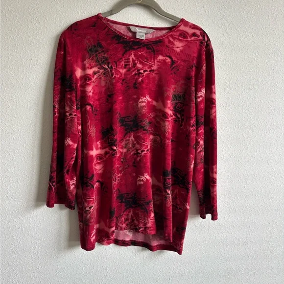 TanJay Red and Black Relaxed Blouse - Picture 1 of 3